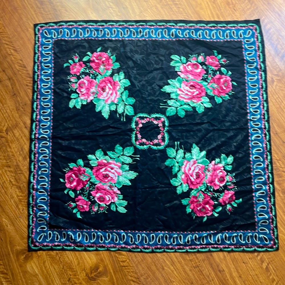 Rose Scarf